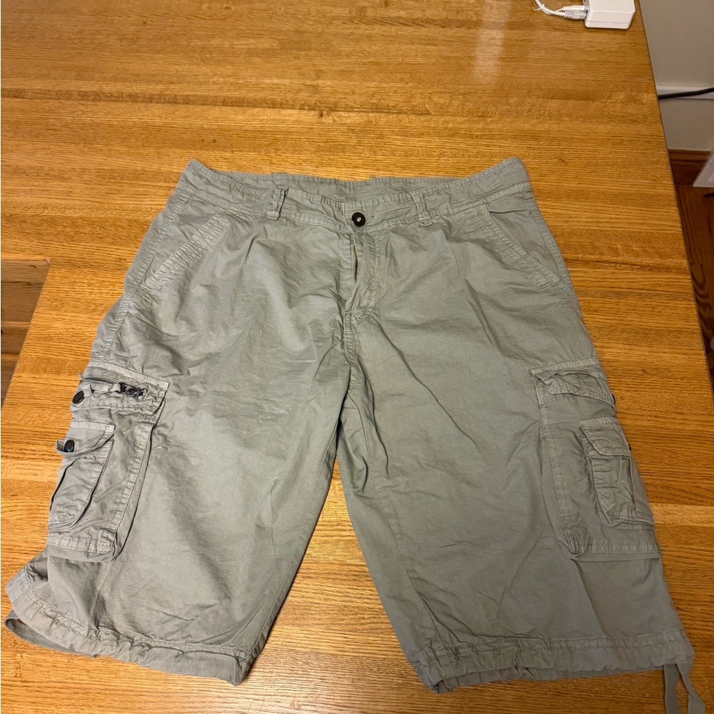 Men's Casual Cargo Shorts in Light Gray